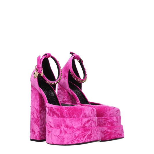 Sandali con plateau in velluto rosa Versace