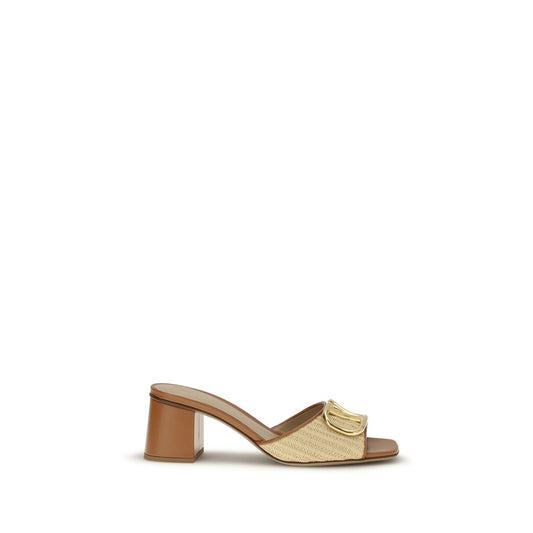 Sandali con plateau Bos Taurus in pelle di vitello beige Valentino Garavani
