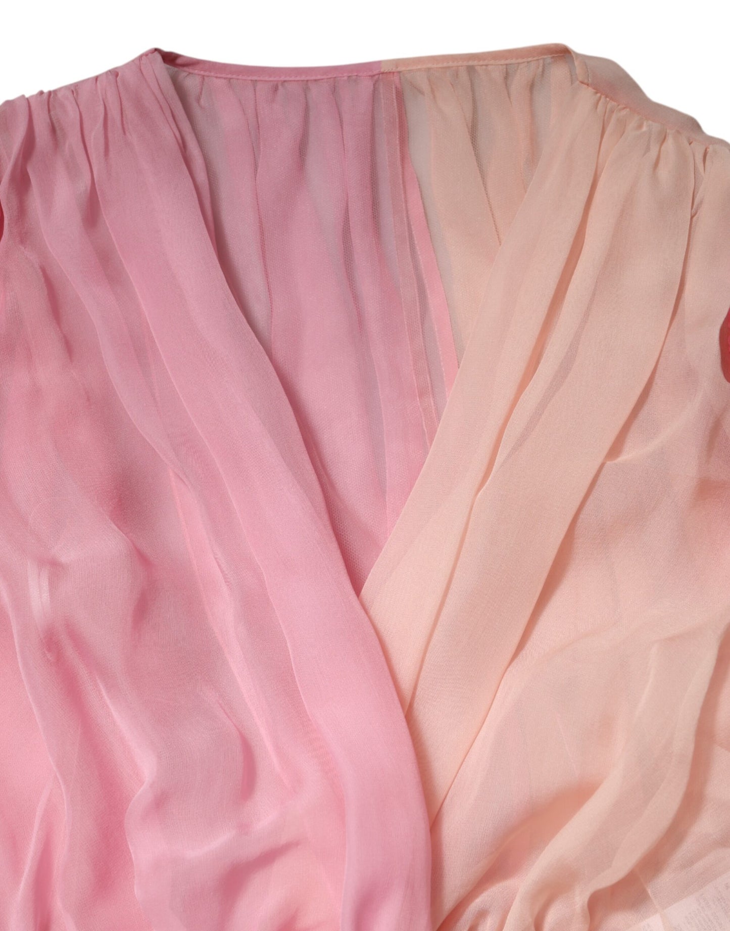 Dolce &amp; Gabbana Top blusa rosa con scollo a V profondo e maniche lunghe