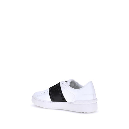 Valentino Garavani Black Calf Leather Bos Taurus Low Top Sneakers