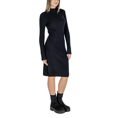 Cleré Black Viscose Midi Dress